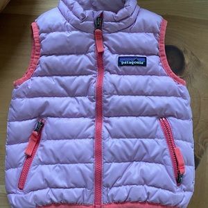 Patagonia puffer vest size 6-12 months